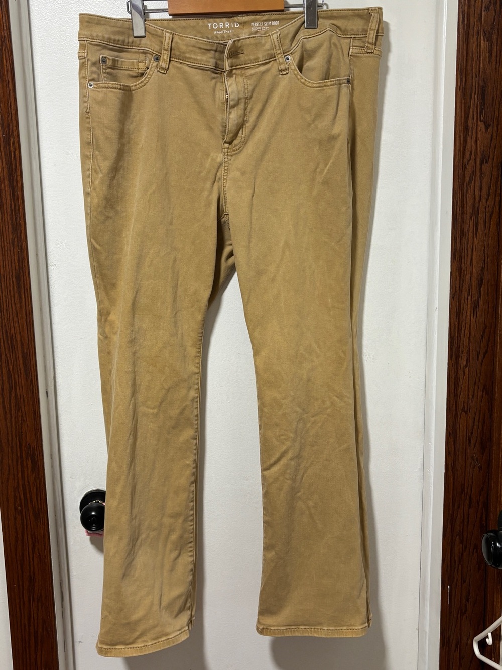 Torrid Perfect Slim Boot Jeans 18R Beige/Tan Super Soft Stretch Denim